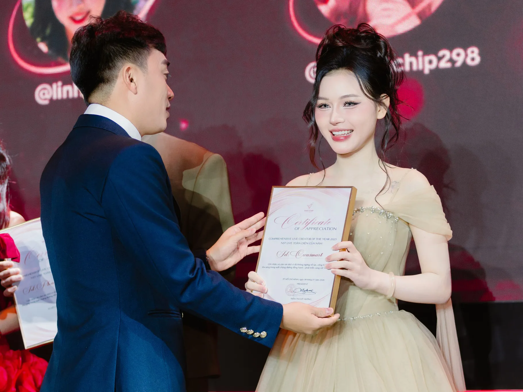 TOPMUS CHRISTMAS CREATOR FEST 2025 KHÉP LẠI BUỔI VINH DANH ĐẦY CẢM XÚC